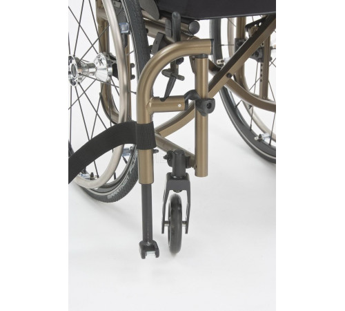 Кресло-коляска активного типа MET Kuschall Compact