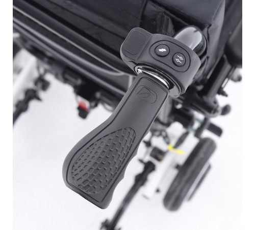 Кресло-коляска электрическая Med-Mos ЕК-6033